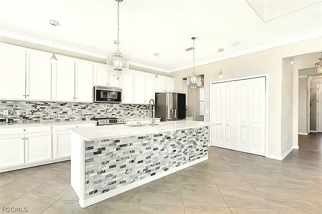 11905 Hickory Estate Circle Fort Myers FL 33913