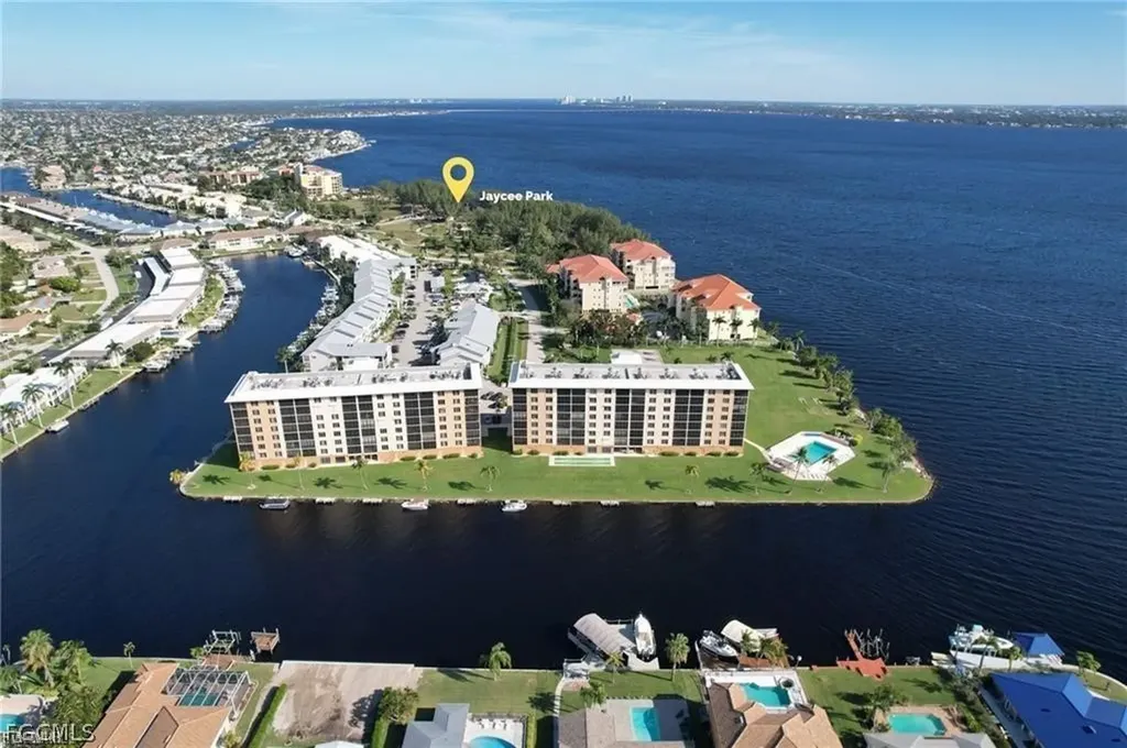 4280 SE 20th Place Cape Coral FL 33904