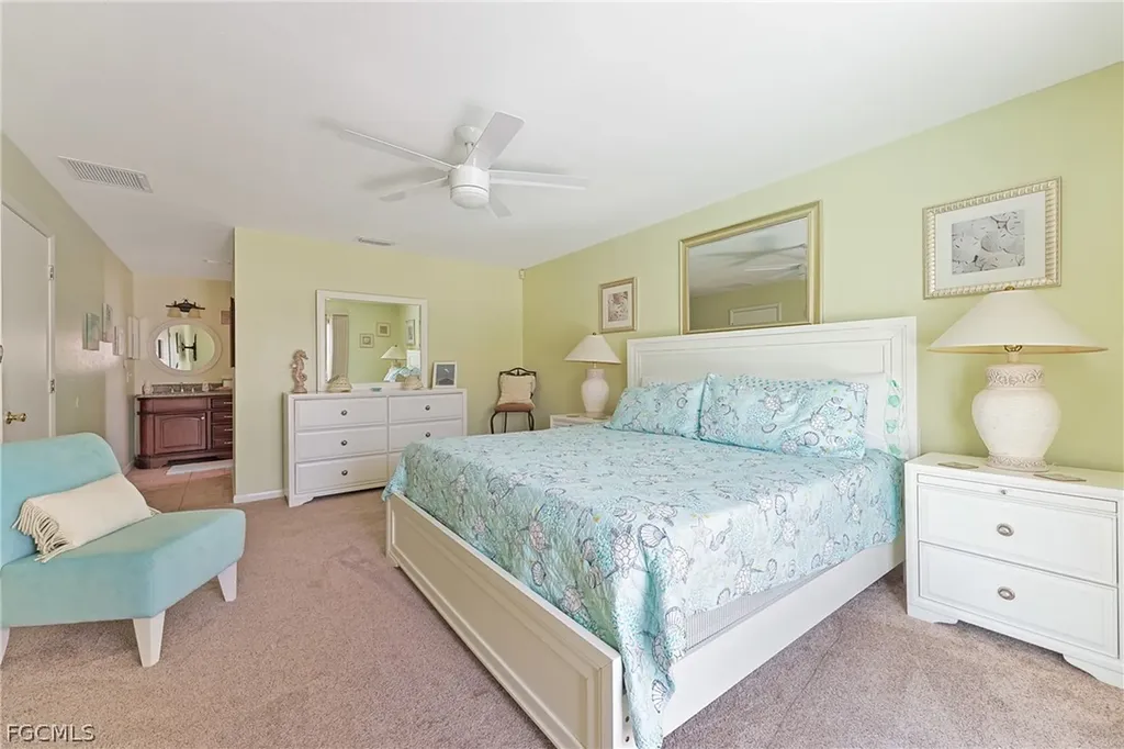 2718 SW 9th Place Cape Coral FL 33914
