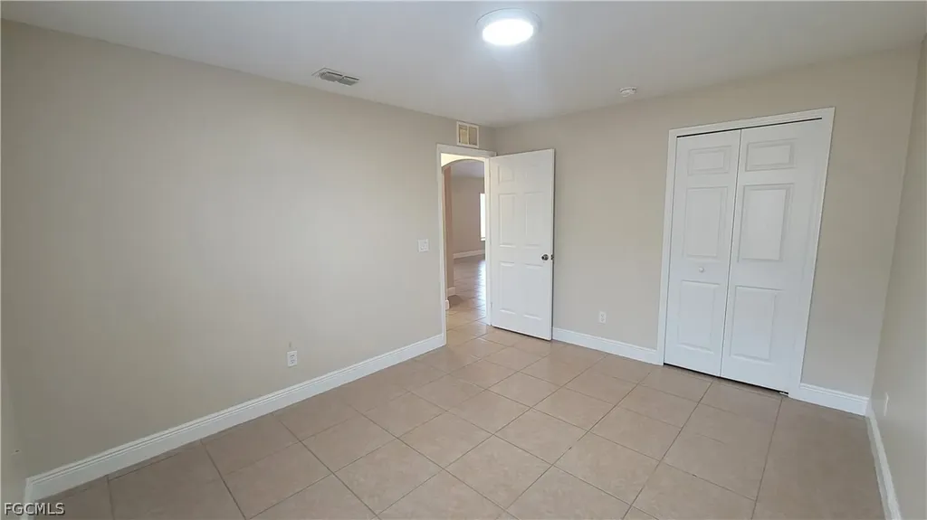 1225 NW 26th Place Cape Coral FL 33993