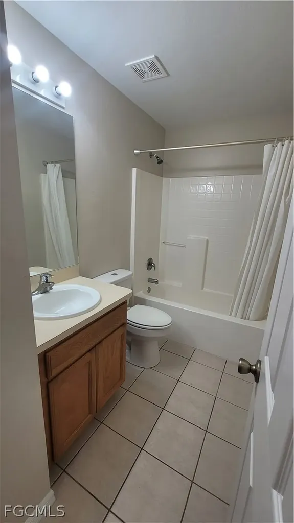 1225 NW 26th Place Cape Coral FL 33993