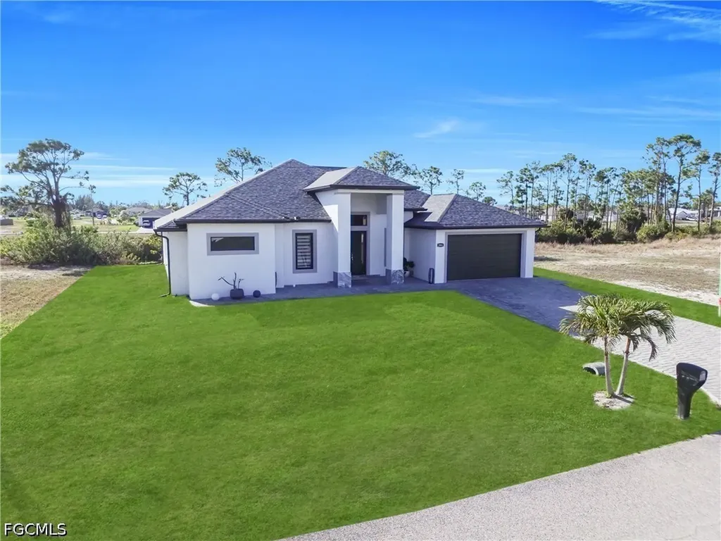 2804 NW 26th Avenue Cape Coral FL 33993