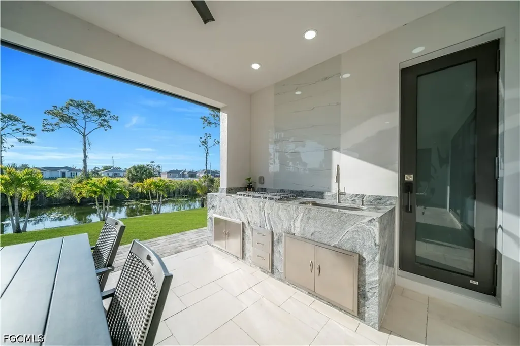 2804 NW 26th Avenue Cape Coral FL 33993