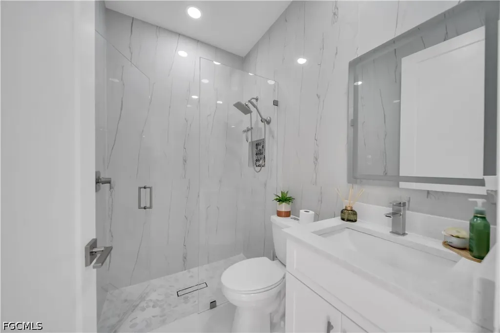 2804 NW 26th Avenue Cape Coral FL 33993