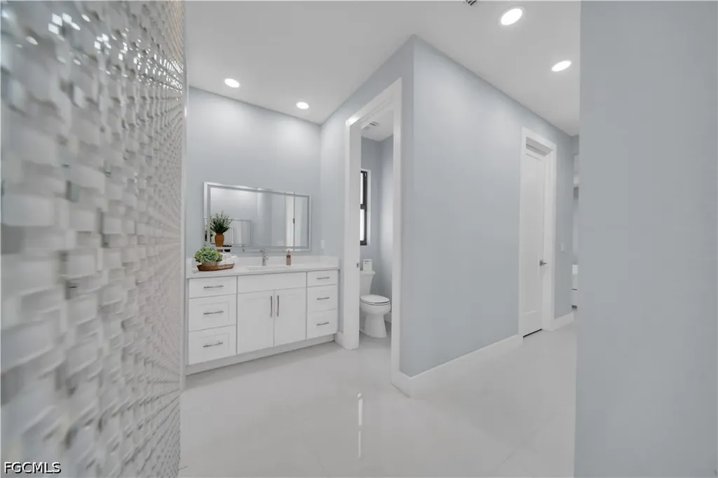 2804 NW 26th Avenue Cape Coral FL 33993