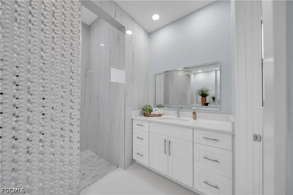 2804 NW 26th Avenue Cape Coral FL 33993