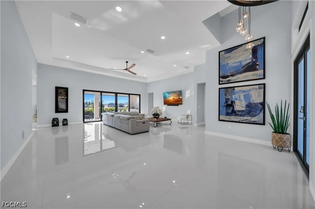 2804 NW 26th Avenue Cape Coral FL 33993
