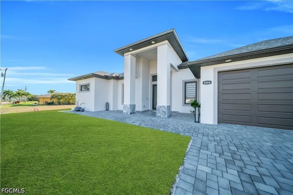 2804 NW 26th Avenue Cape Coral FL 33993
