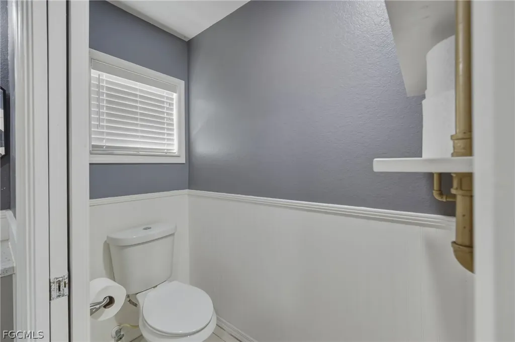 1204 NE 10th Terrace Cape Coral FL 33909