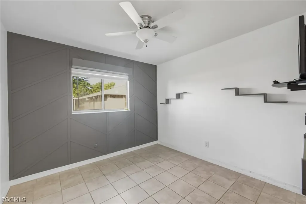 1204 NE 10th Terrace Cape Coral FL 33909
