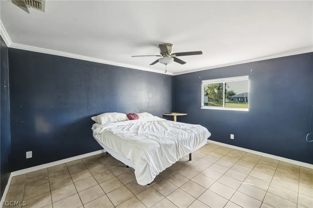 1204 NE 10th Terrace Cape Coral FL 33909