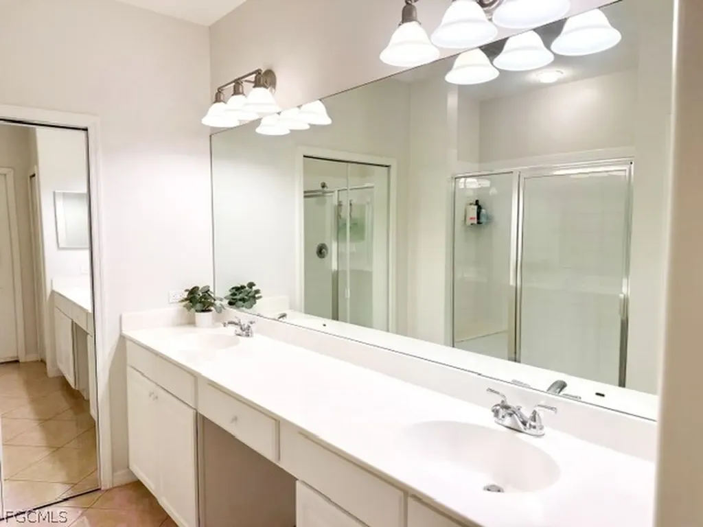 2616 Somerville Loop Cape Coral FL 33991