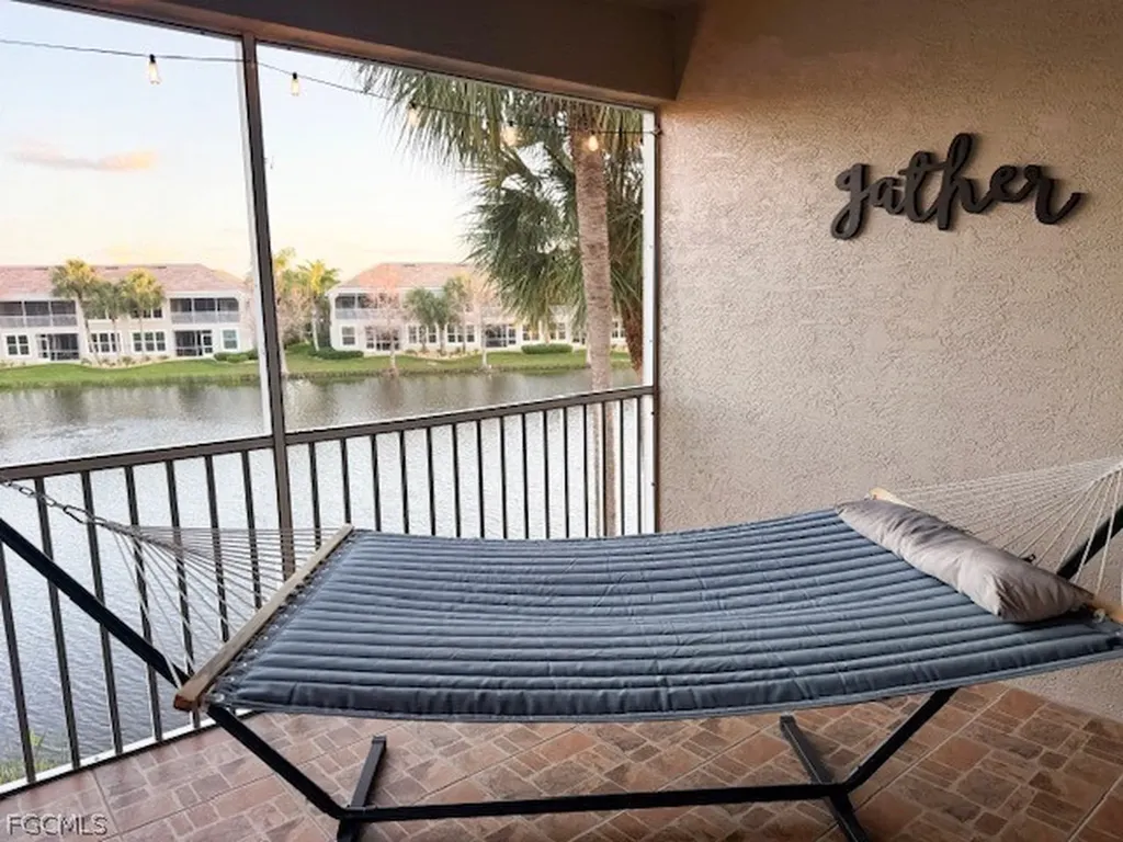 2616 Somerville Loop Cape Coral FL 33991