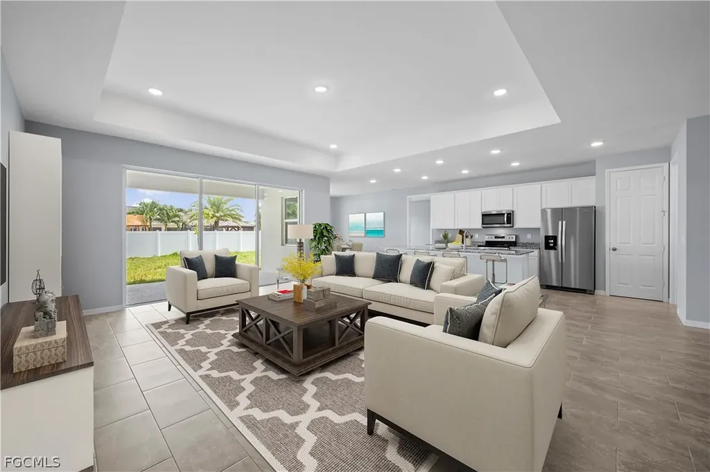 2226 SW 8th Place Cape Coral FL 33991