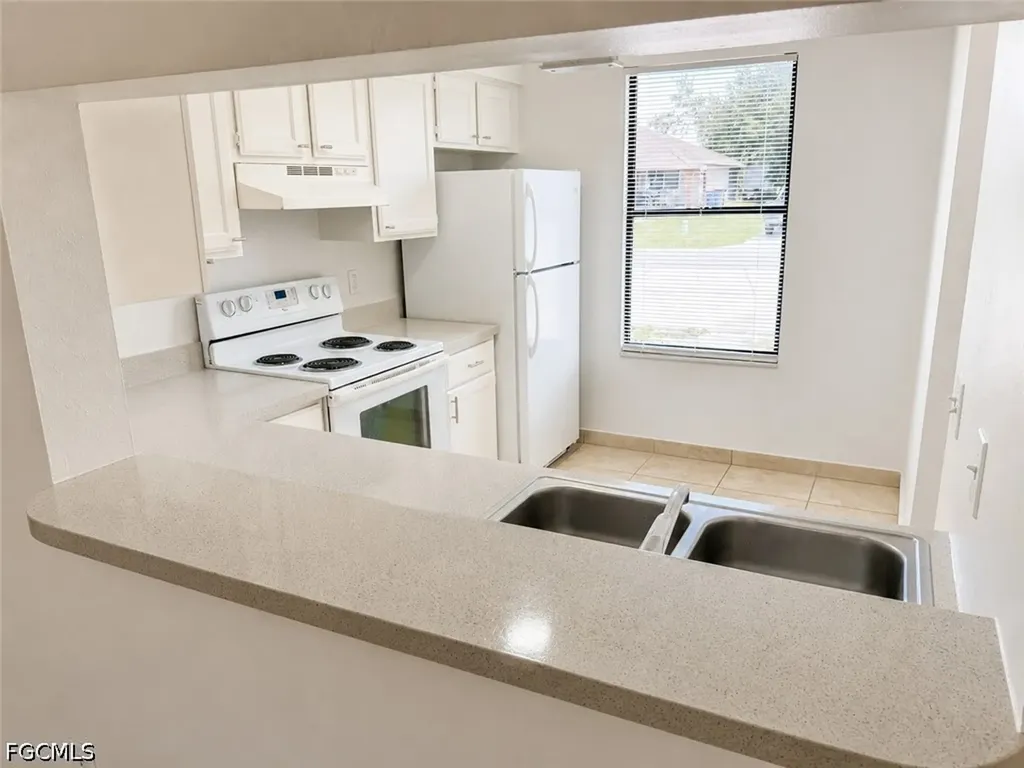 7374 7376 Albany Road Fort Myers FL 33967