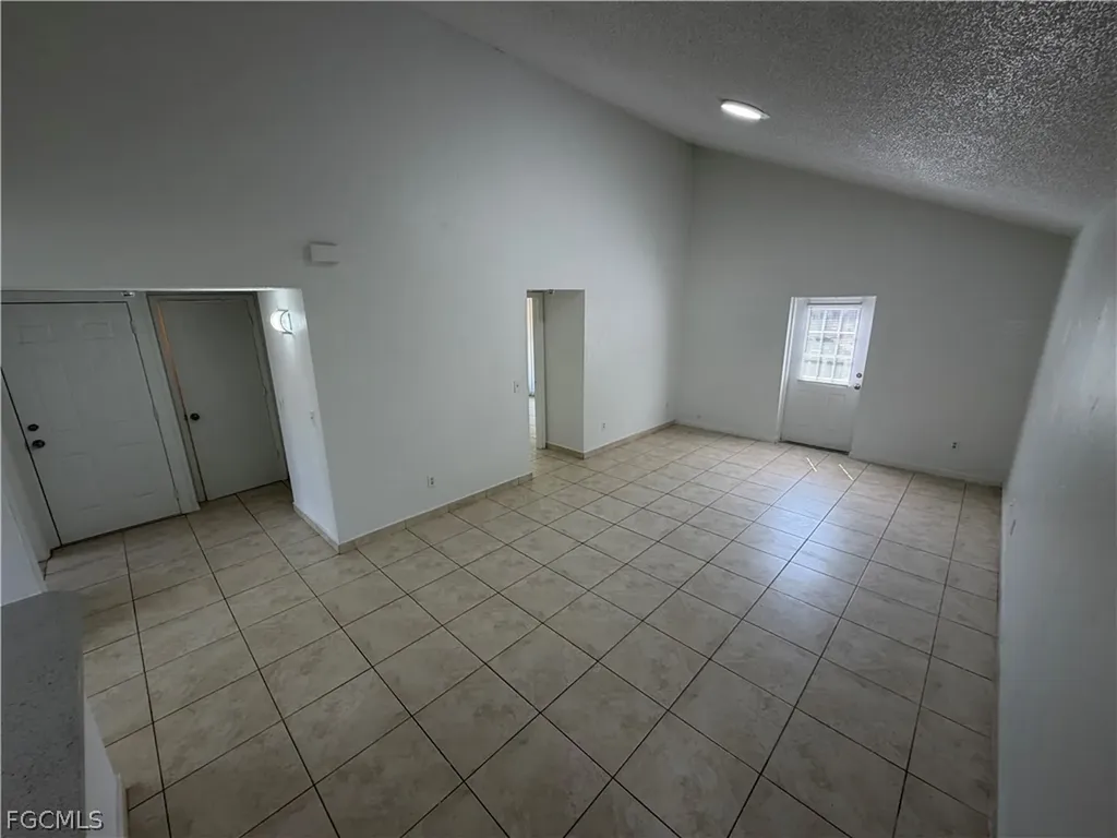 7374 7376 Albany Road Fort Myers FL 33967