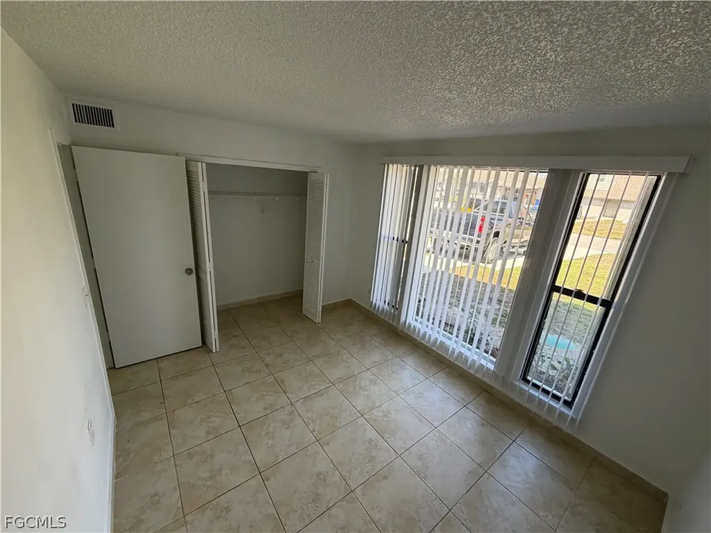 7374 7376 Albany Road Fort Myers FL 33967