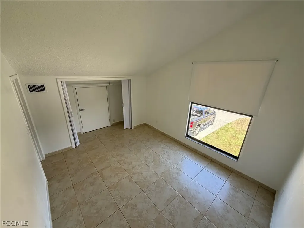 7374 7376 Albany Road Fort Myers FL 33967