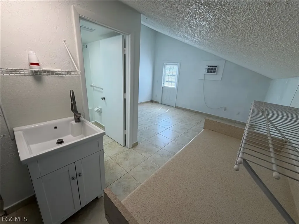 7374 7376 Albany Road Fort Myers FL 33967