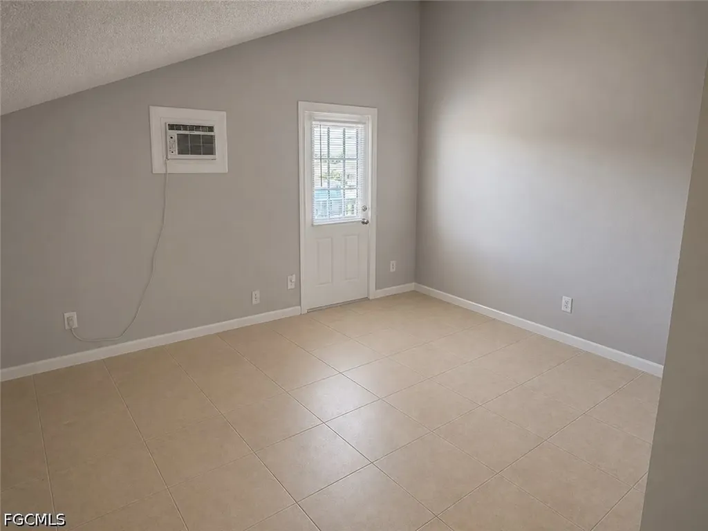 7374 7376 Albany Road Fort Myers FL 33967