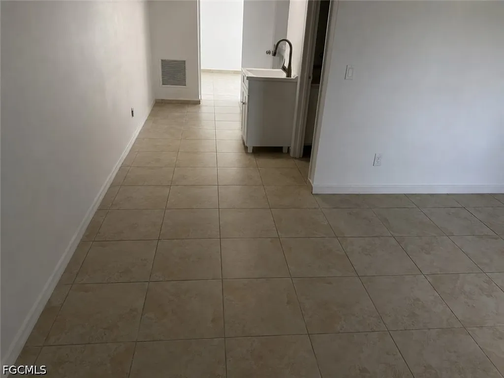 7374 7376 Albany Road Fort Myers FL 33967