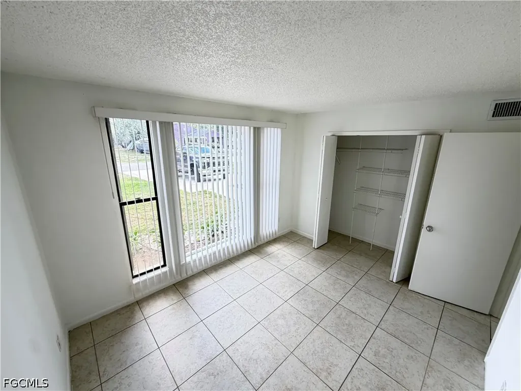 7374 7376 Albany Road Fort Myers FL 33967