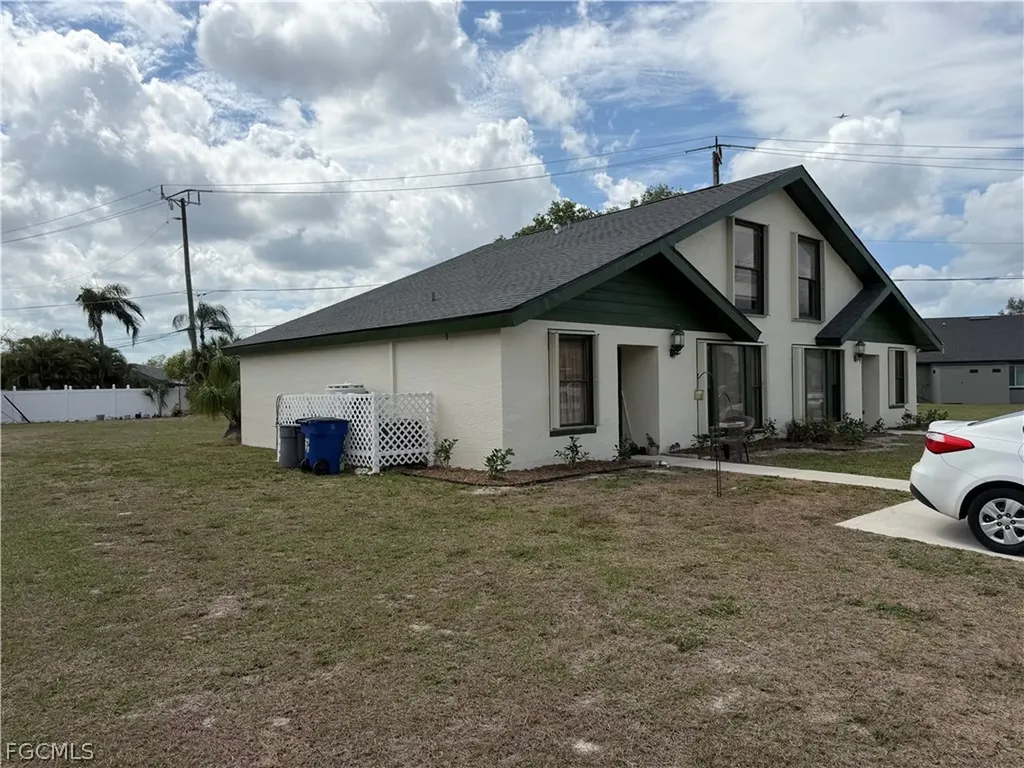 7374 7376 Albany Road Fort Myers FL 33967