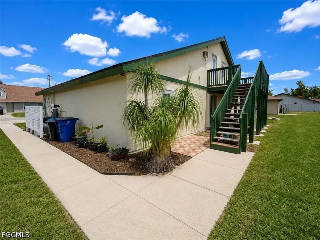 7374 7376 Albany Road Fort Myers FL 33967