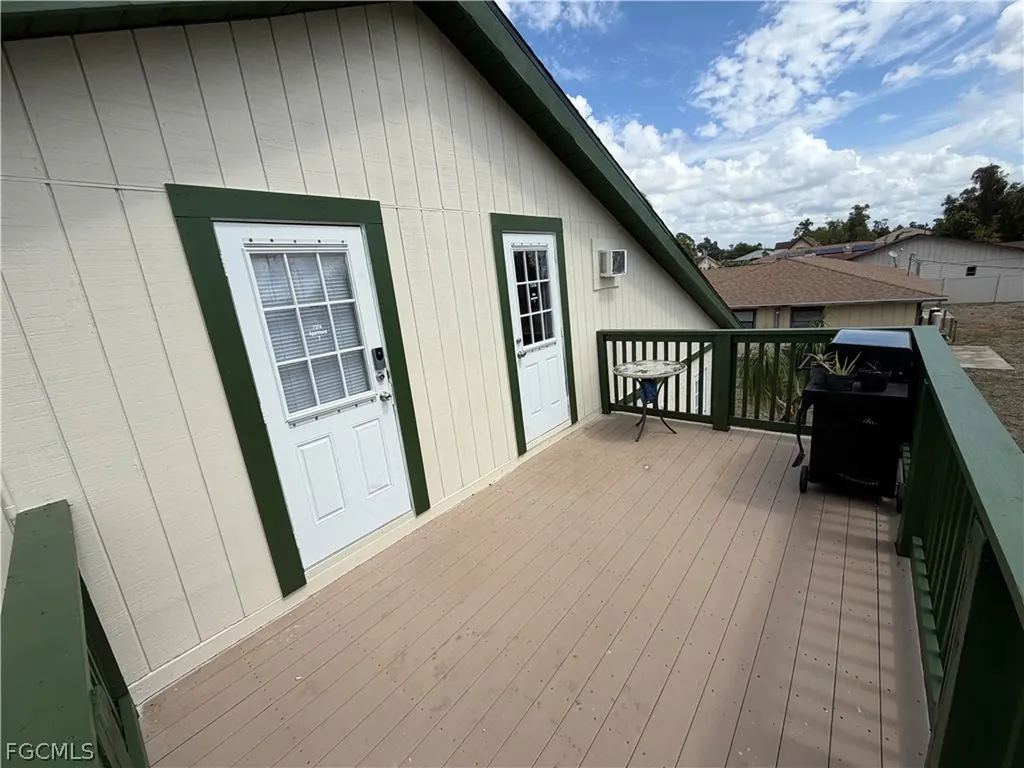 7374 7376 Albany Road Fort Myers FL 33967