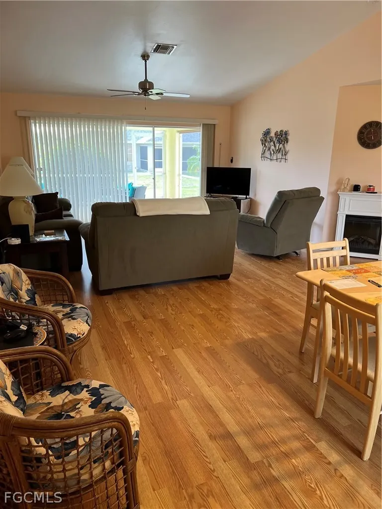 2830 NW 3rd Street Cape Coral FL 33993