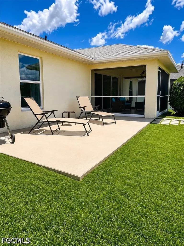 2830 NW 3rd Street Cape Coral FL 33993