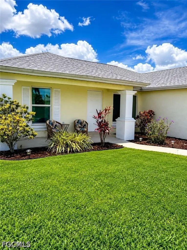2830 NW 3rd Street Cape Coral FL 33993