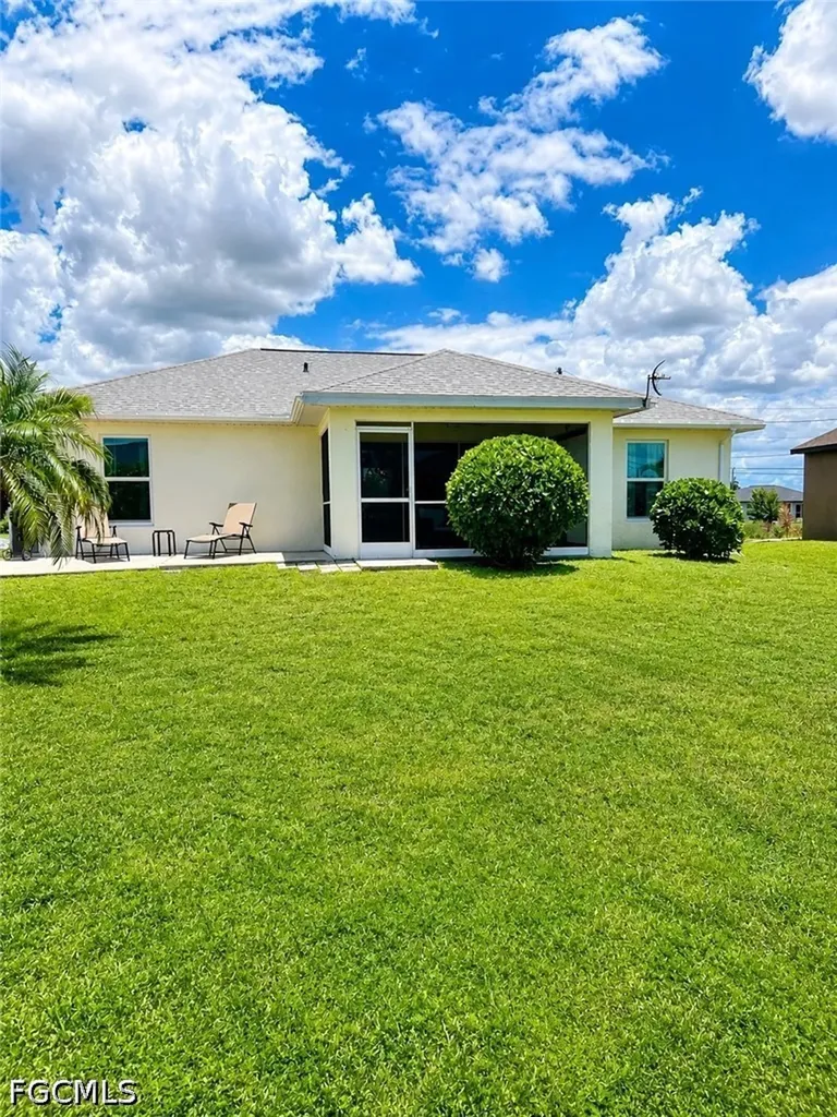 2830 NW 3rd Street Cape Coral FL 33993