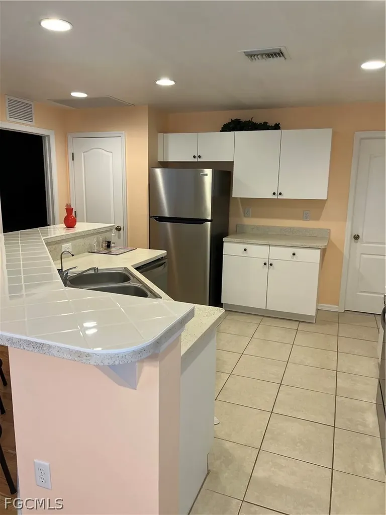 2830 NW 3rd Street Cape Coral FL 33993