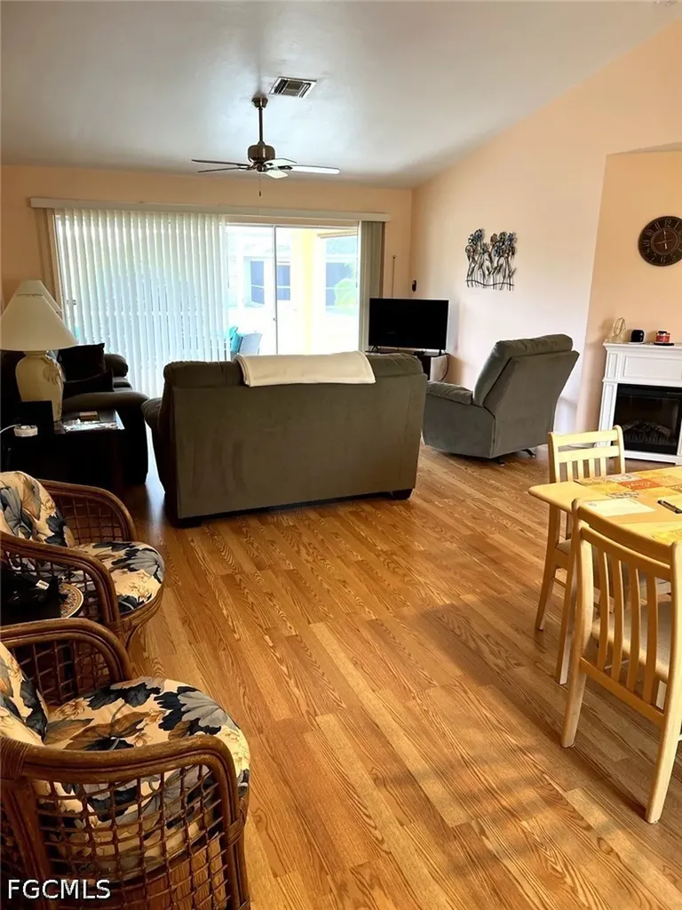 2830 NW 3rd Street Cape Coral FL 33993