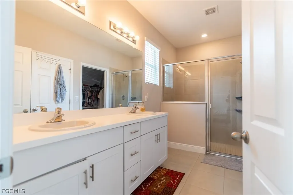 802 Friendship Circle Labelle FL 33935