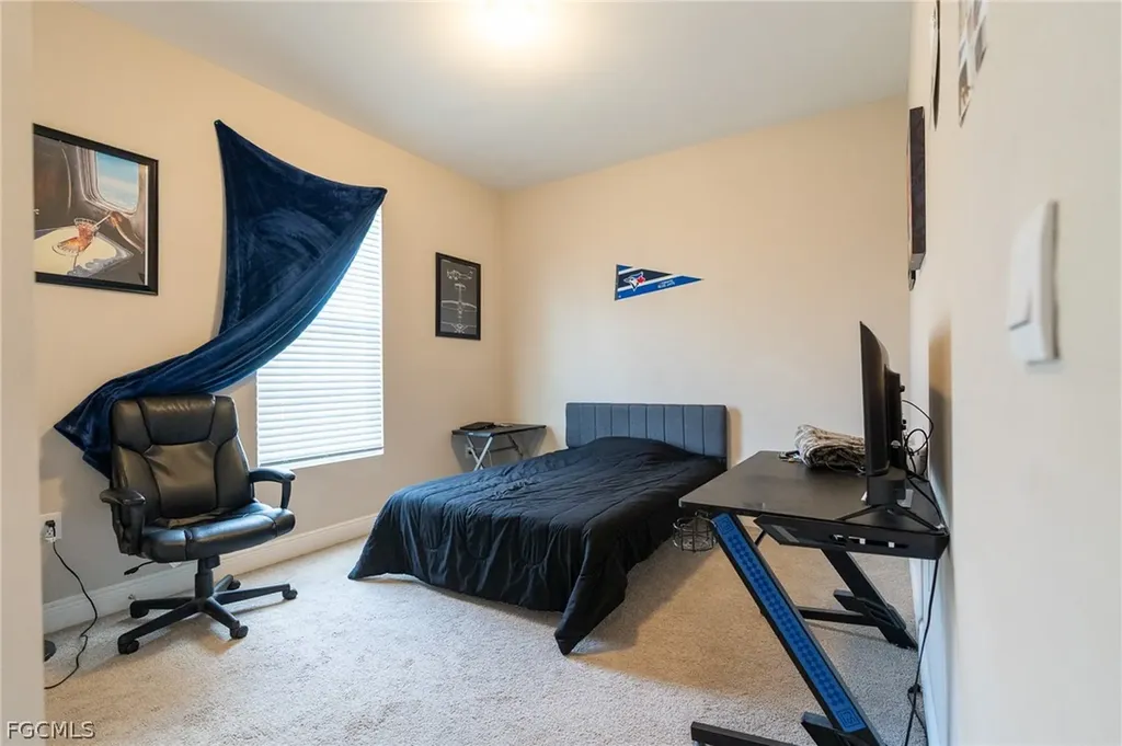 802 Friendship Circle Labelle FL 33935