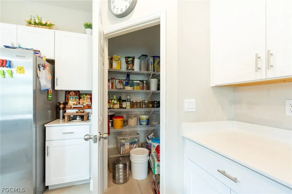 802 Friendship Circle Labelle FL 33935