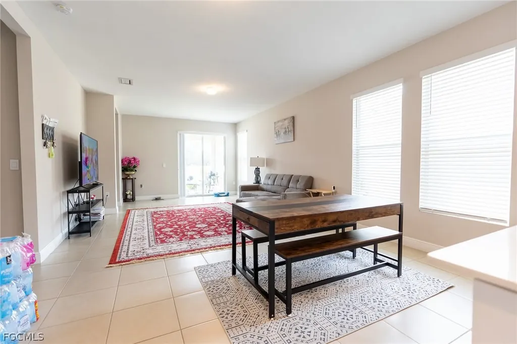 802 Friendship Circle Labelle FL 33935