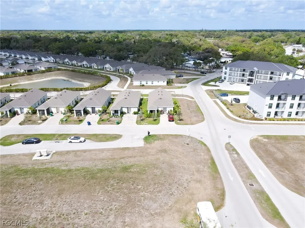 802 Friendship Circle Labelle FL 33935