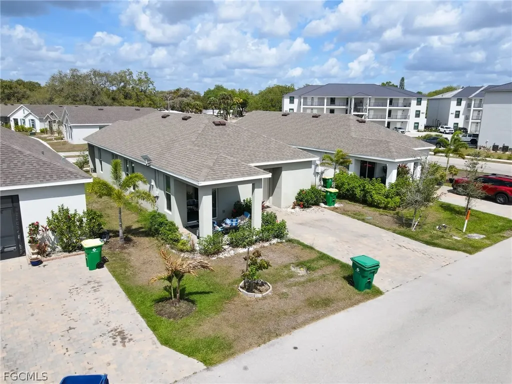 802 Friendship Circle Labelle FL 33935