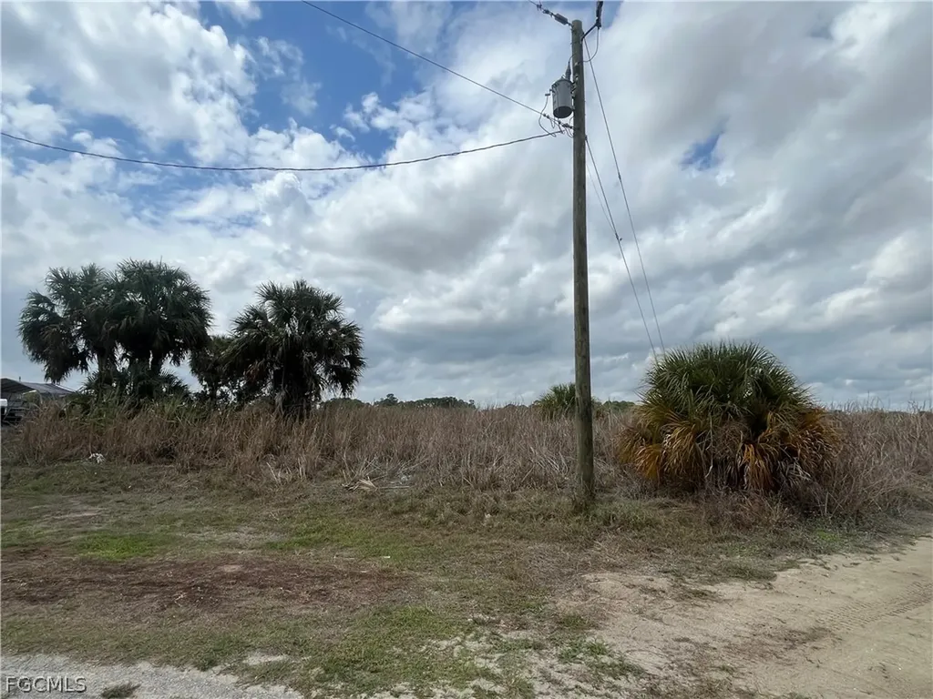 7025 Beaver Circle Labelle FL 33935