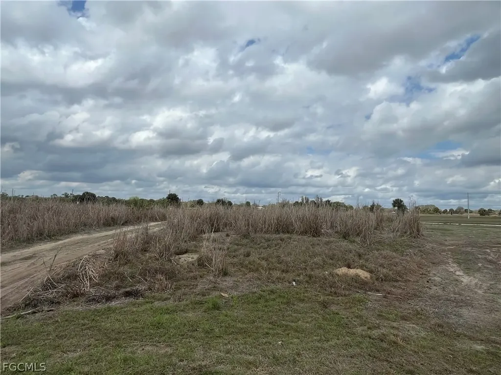 7025 Beaver Circle Labelle FL 33935