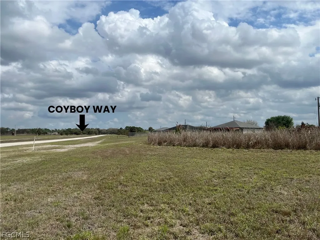 7025 Beaver Circle Labelle FL 33935