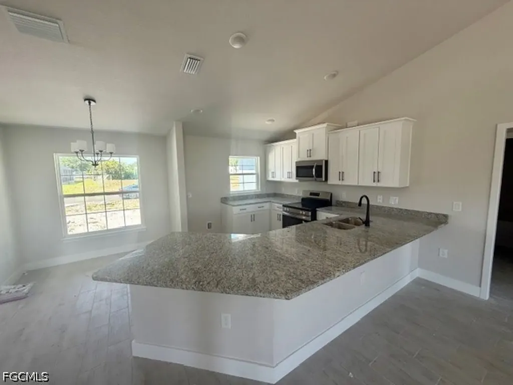1223 NE 18th Terrace Cape Coral FL 33909