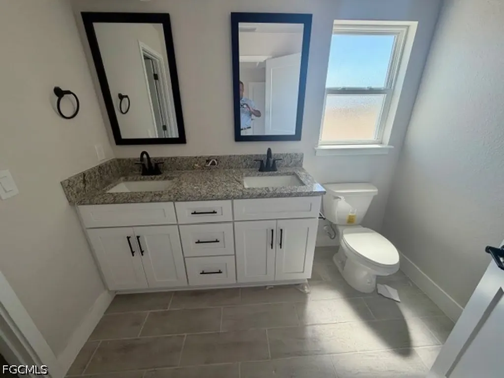 1223 NE 18th Terrace Cape Coral FL 33909