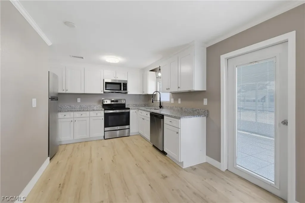 312 Nicklaus Boulevard North Fort Myers FL 33903