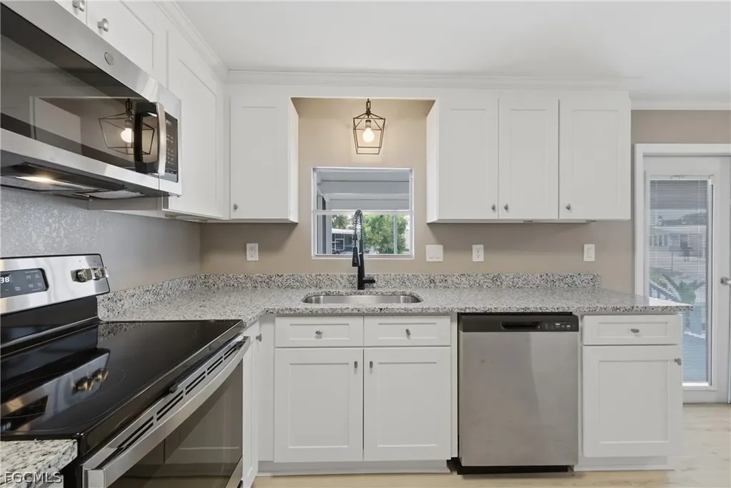 312 Nicklaus Boulevard North Fort Myers FL 33903