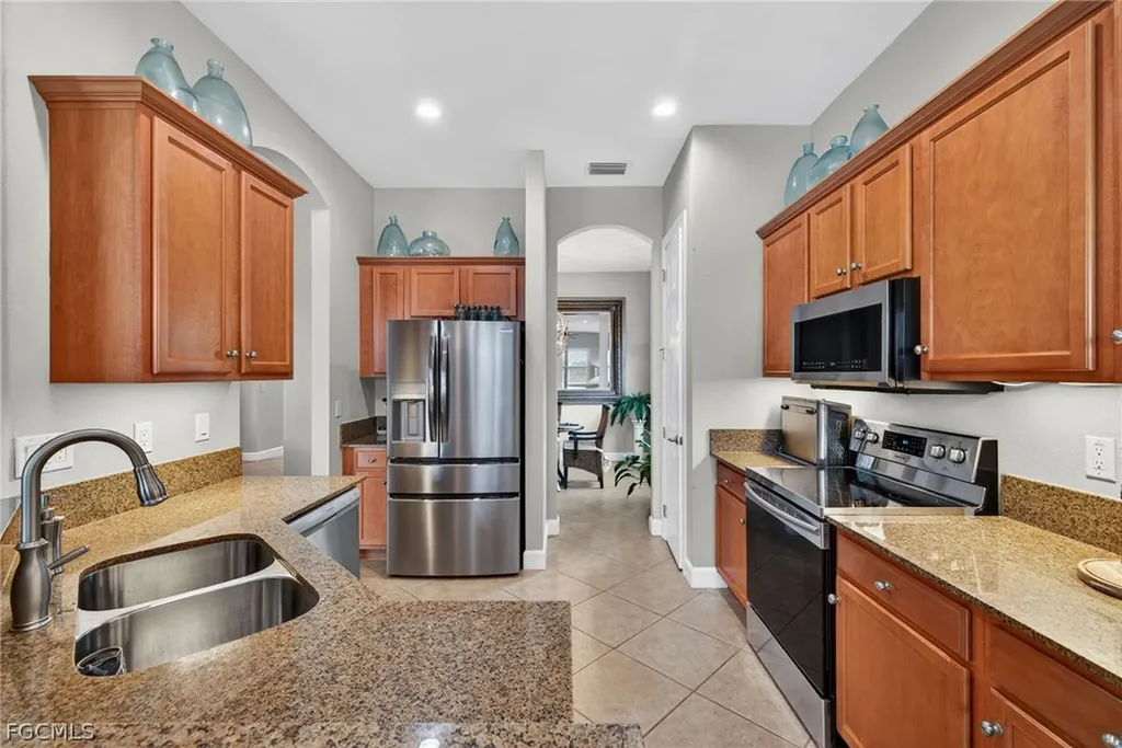 5709 Calmar Breeze Lane Fort Myers FL 33908