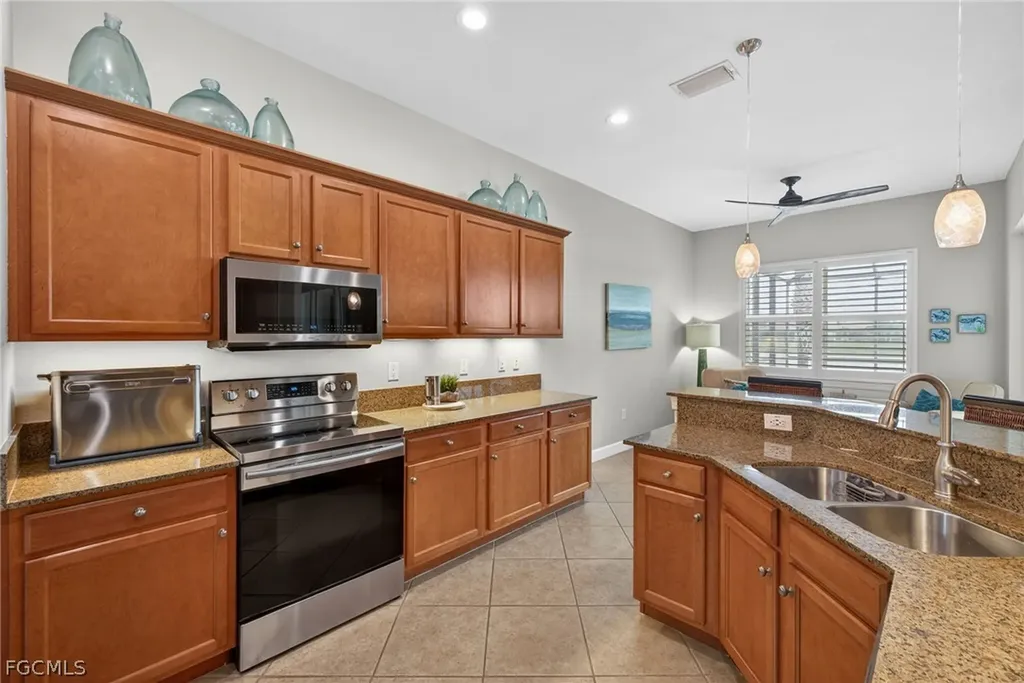 5709 Calmar Breeze Lane Fort Myers FL 33908